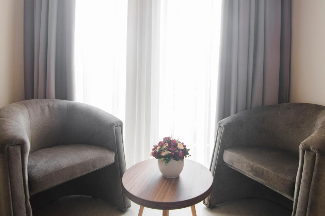 Hotel Royal Senta Екстериор снимка