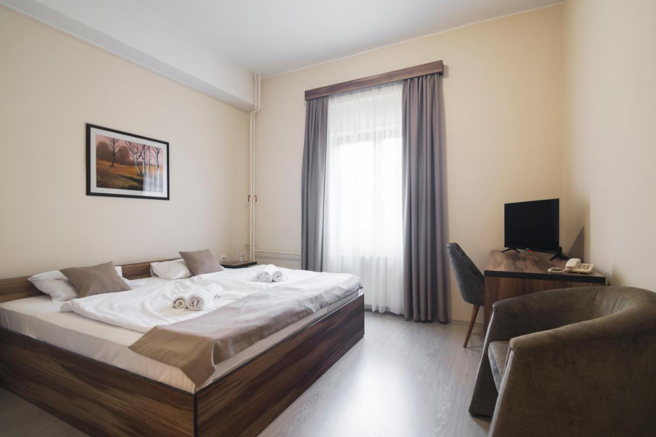 Hotel Royal Senta Екстериор снимка